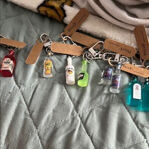 3 for 10! Alcohol Bottles Key Chains-🍏